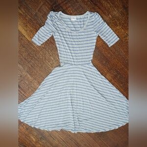 LulaRoe Nicole XXS Swing Dress Grey +  Purple Stripes, Very 80s Looking